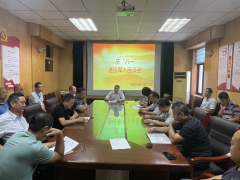 在 八一建軍節(jié) 來(lái)臨 之際， 7月 29 日上午， 聊城市水利工程總公司 召開(kāi)退役軍人座談會(huì) 隆重紀(jì)念建軍 95周年，與會(huì)人員同憶激情歲月、相互交流思想、共謀公司發(fā)展。 工會(huì)主席高文濱
